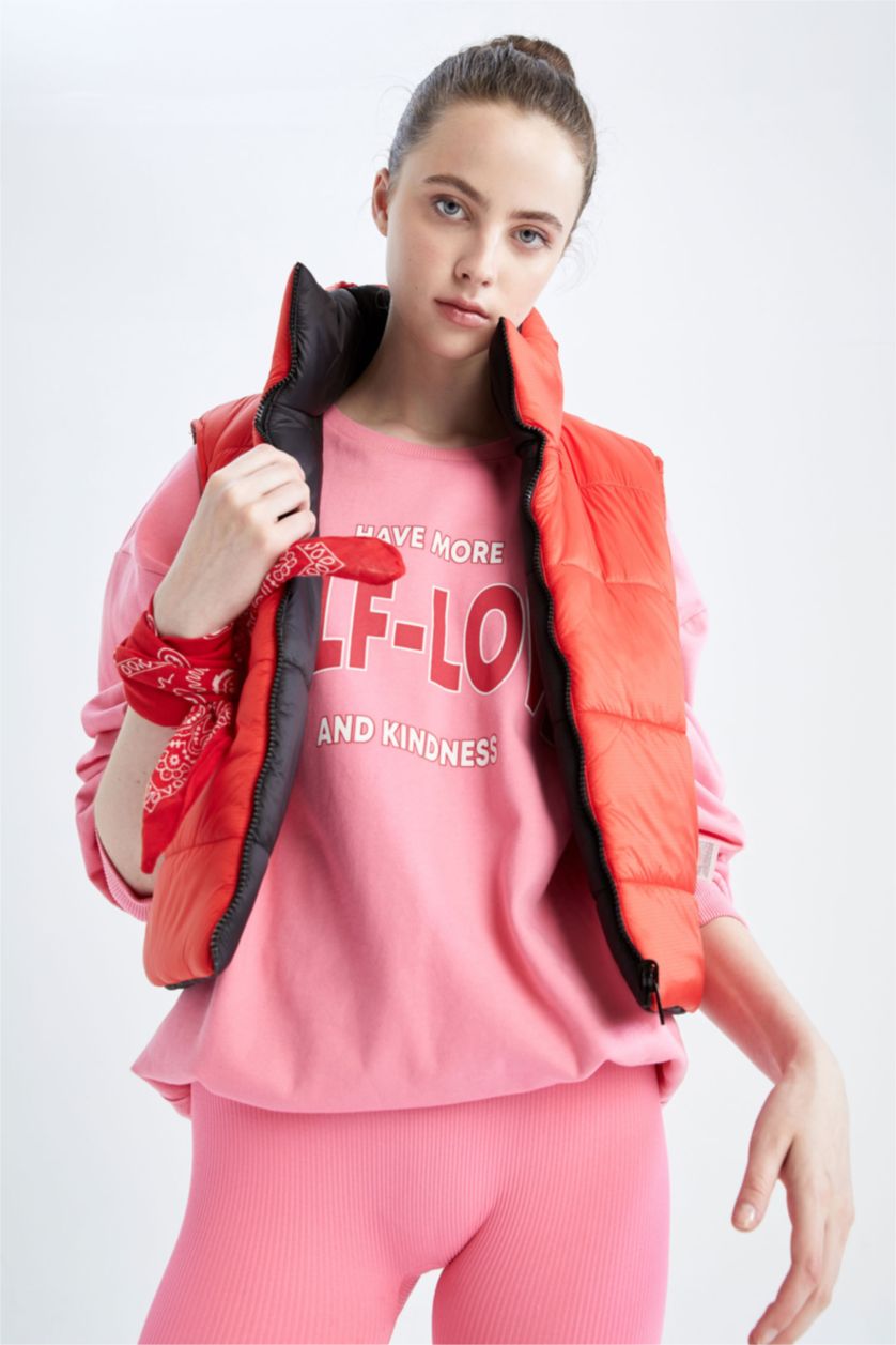 Woman Red Relax Fit Vest