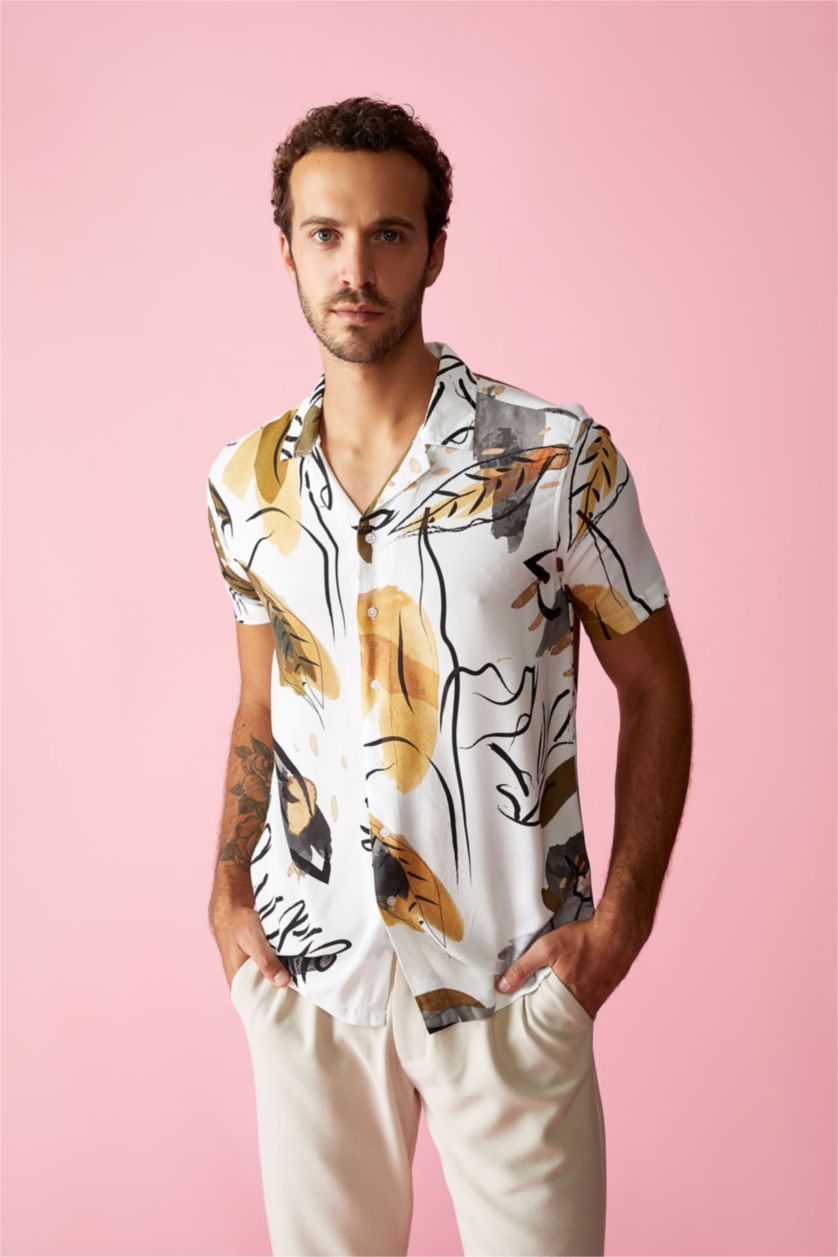 MAN Sand Modern Fit Poplin Short Sleeve Shirt