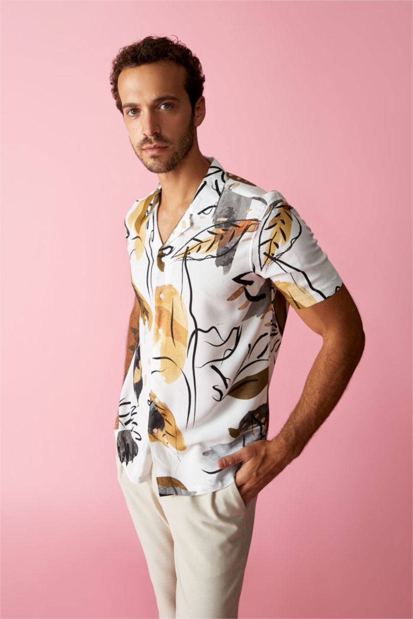 MAN Sand Modern Fit Poplin Short Sleeve Shirt