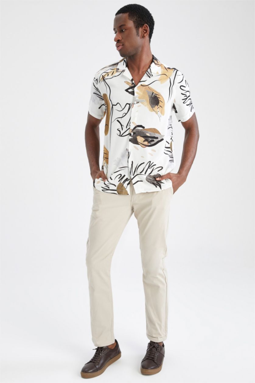 MAN Sand Modern Fit Poplin Short Sleeve Shirt