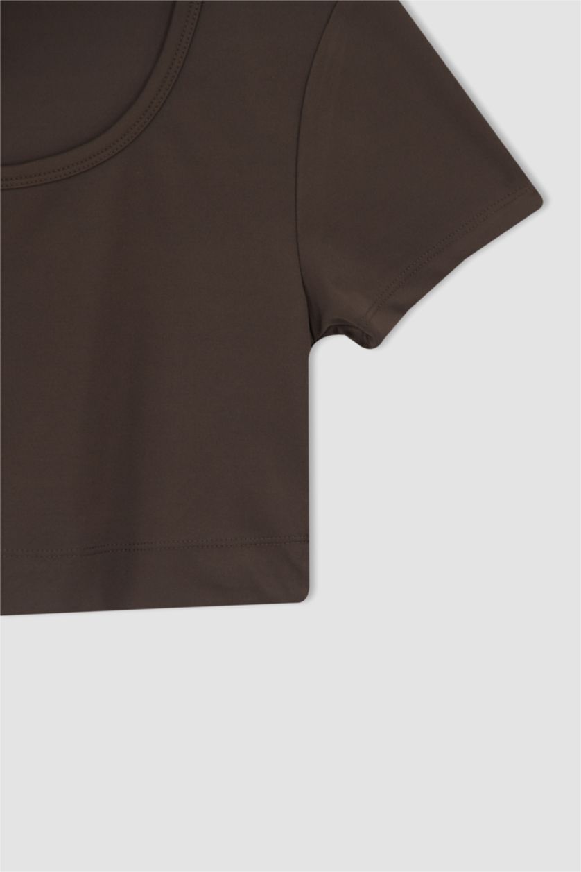 نساء بني ديفاكتو فيت تي شيرت رياضي بياقة دائرية نص كم