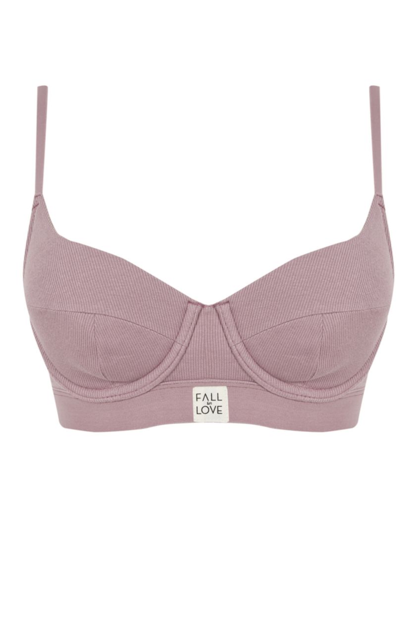 Woman Rose Fall in Love With Pad Bra