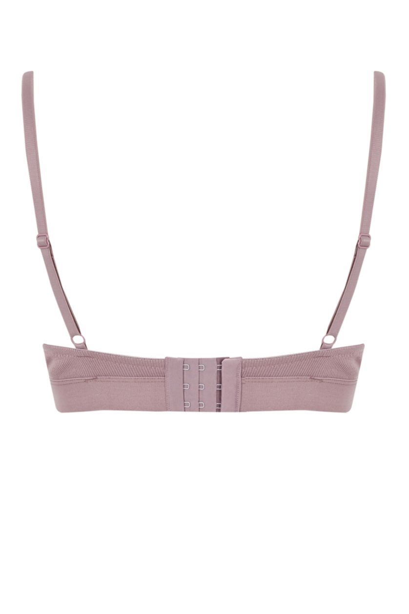 Woman Rose Fall in Love With Pad Bra