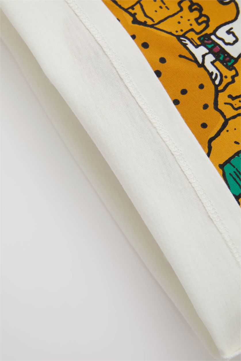 طفل صغير بيج فاتح طقم اولادي ميكرو من سنوبي