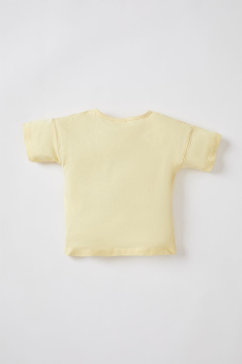 طفلة صغيرة أصفر فاتح تي شيرت بناتي بقصة عادية مطرز بالزهور بياقة دائرية
