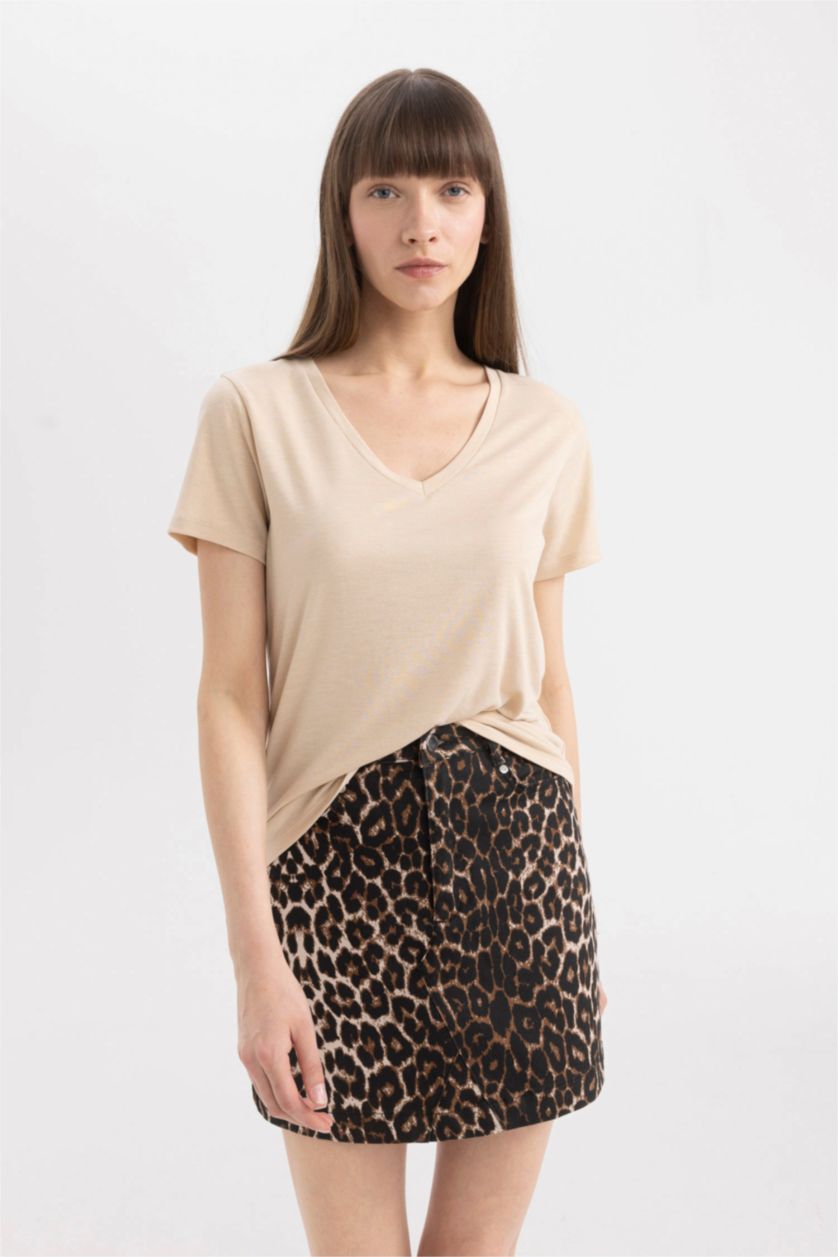 نساء بيج تيشيرت قصة عادية بياخة V