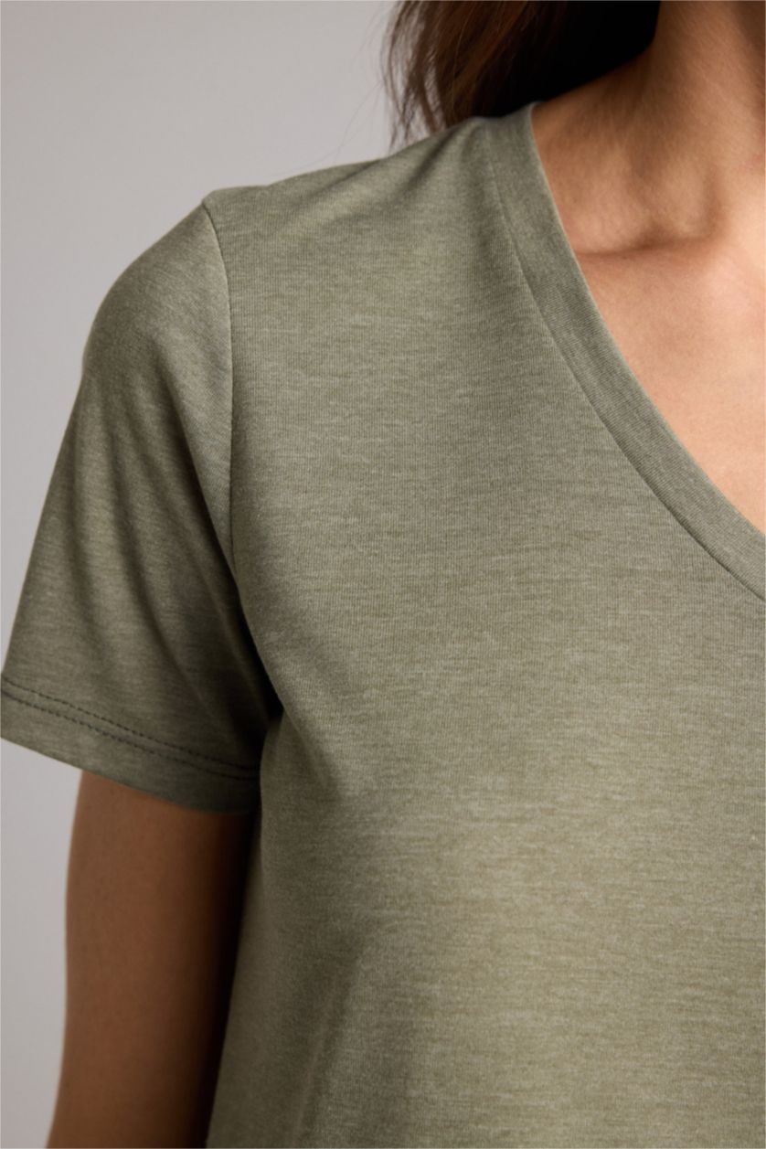 Женщины Зеленый Базовая однотонная футболка Regular Fit с V-образным вырезом и коротким рукавом