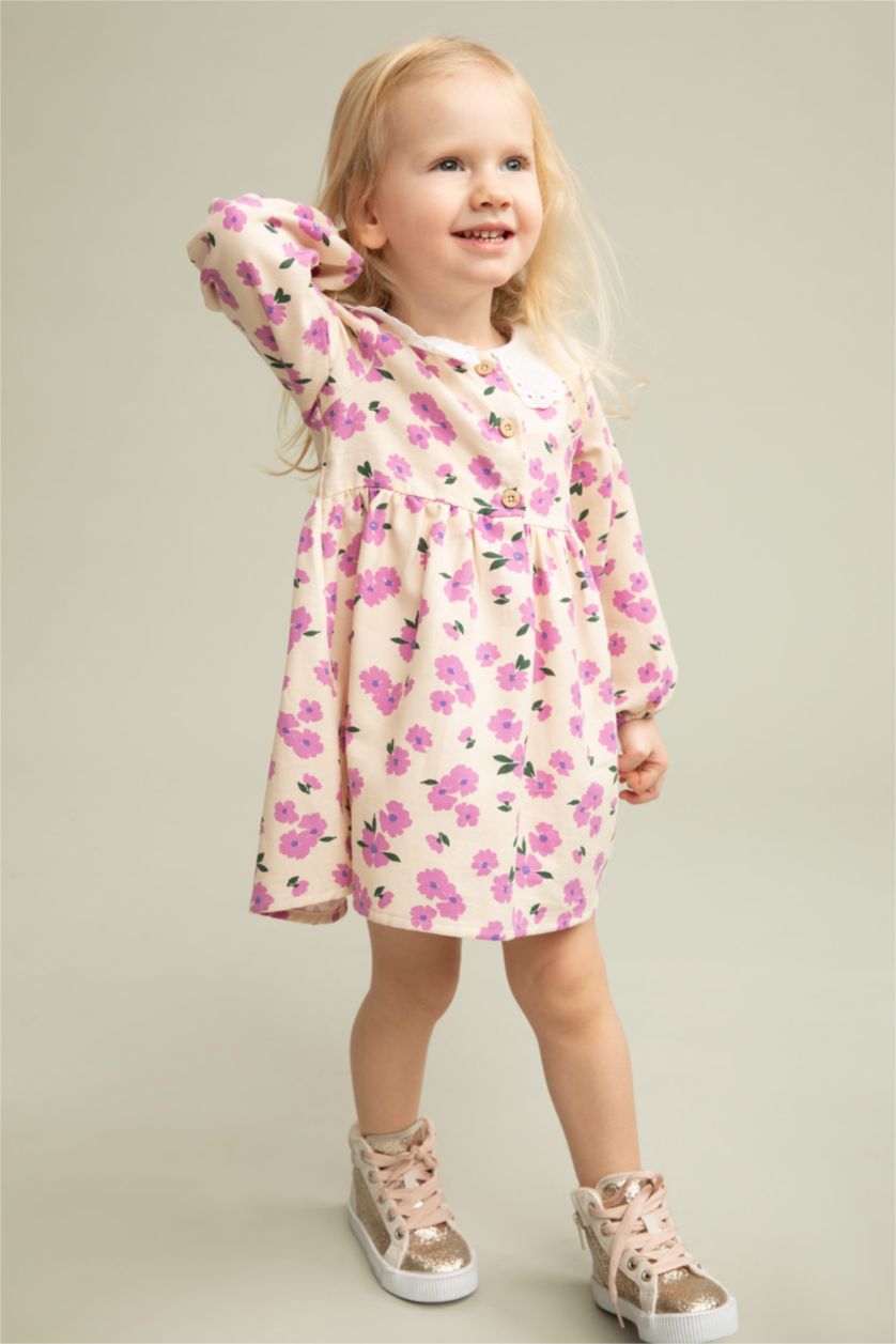 BÉBÉ FILLE Beige Robe en coton à manches longues et à col large pour bébé fille