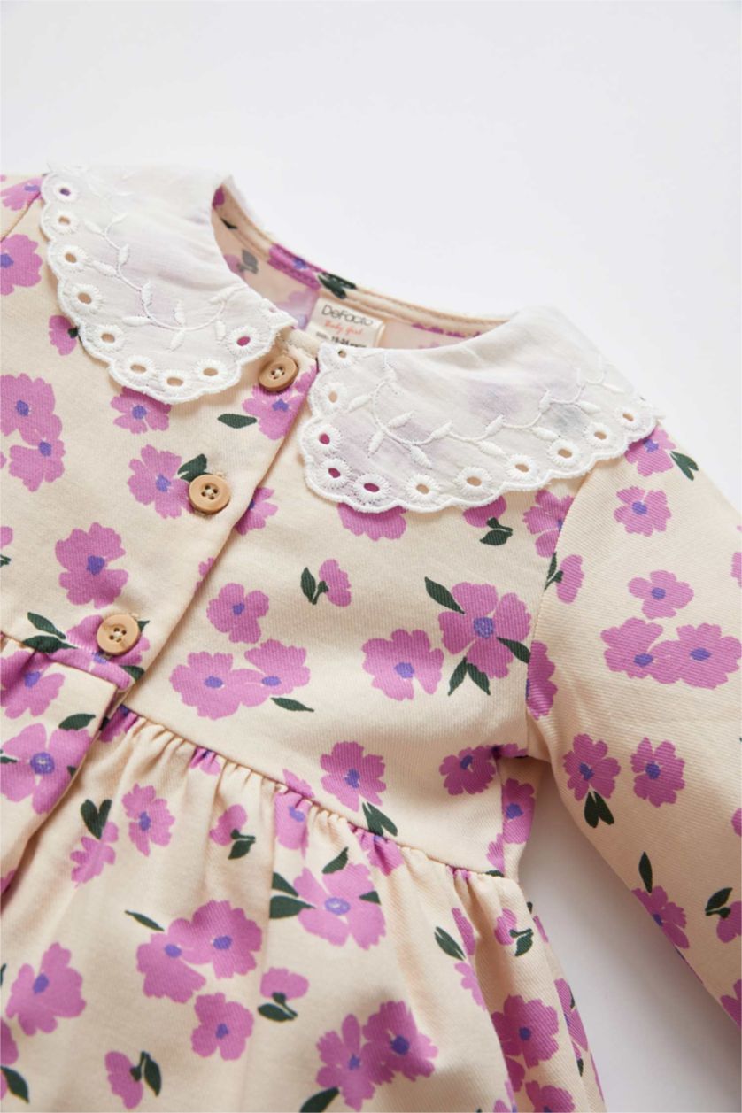 BÉBÉ FILLE Beige Robe en coton à manches longues et à col large pour bébé fille