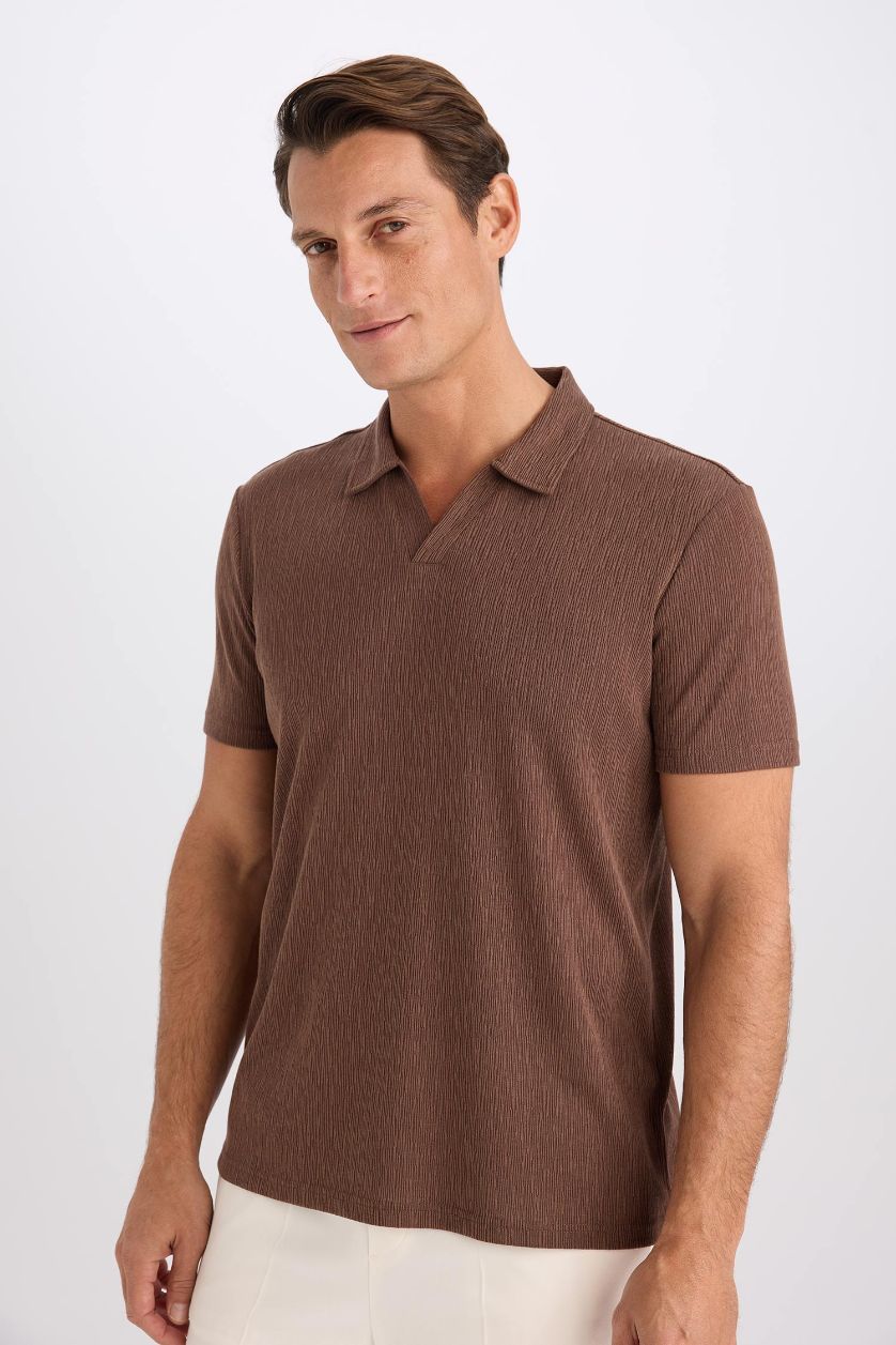 Man Brown Modern Fit Short Sleeve Polo T-Shirt