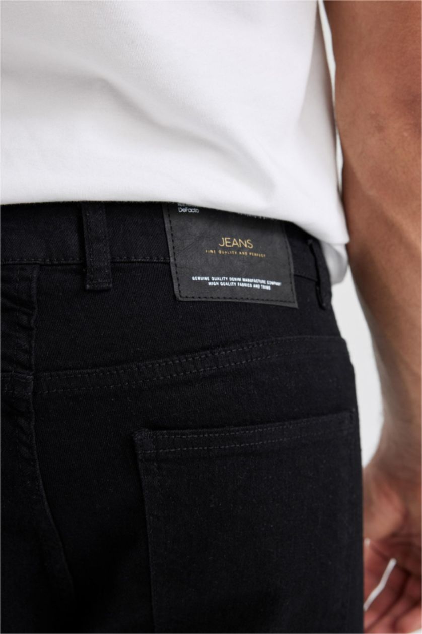 HOMME Noir Jean Pedro Slim Fit à taille normale et jambe étroite