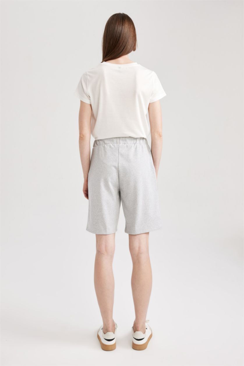 Kadın Gri Melanj Regular Beli Bağcıklı Bermuda %100 Pamuk Şort