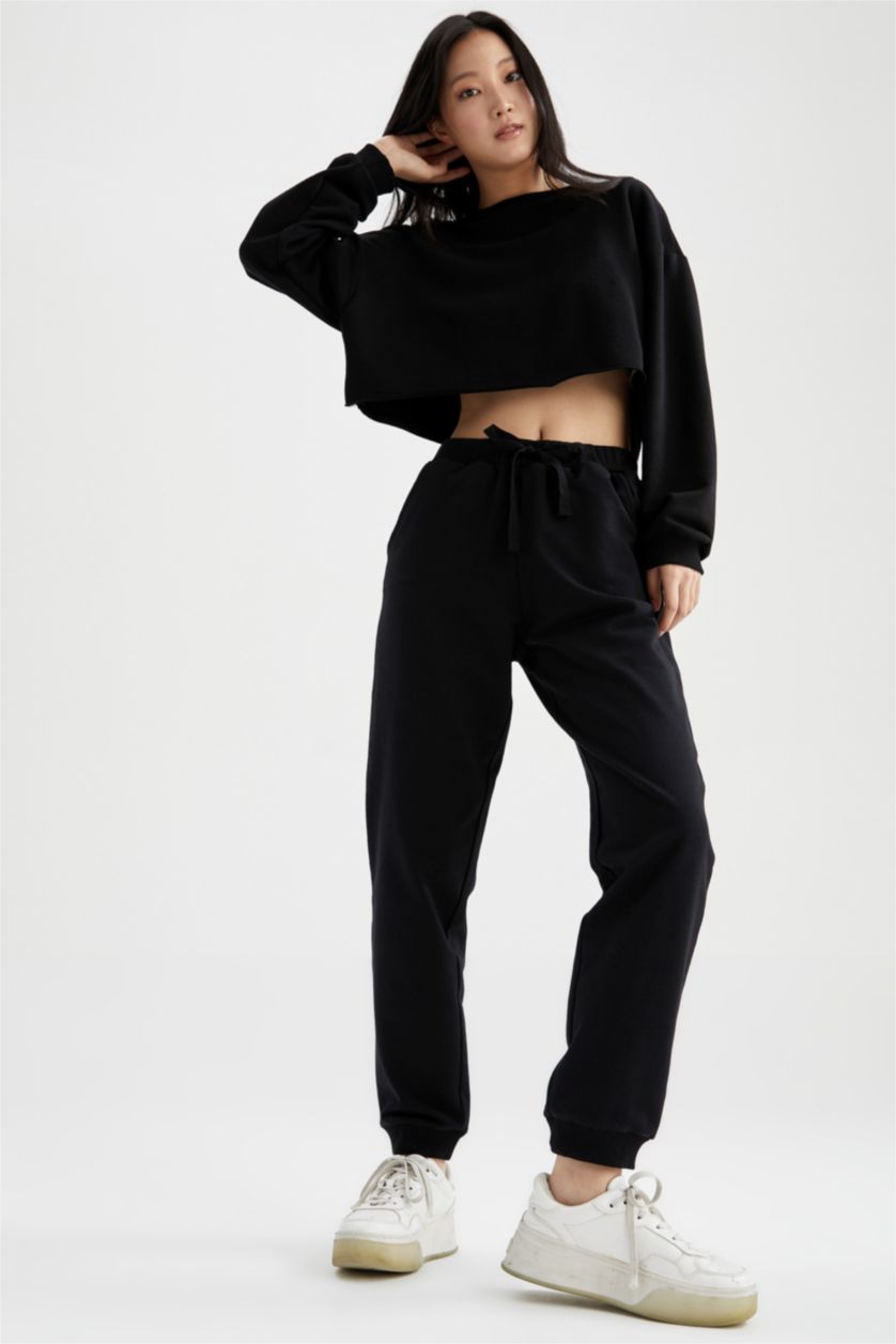Kadın Siyah Regular Fıt Sweatshirt Kumaşı Pantolon