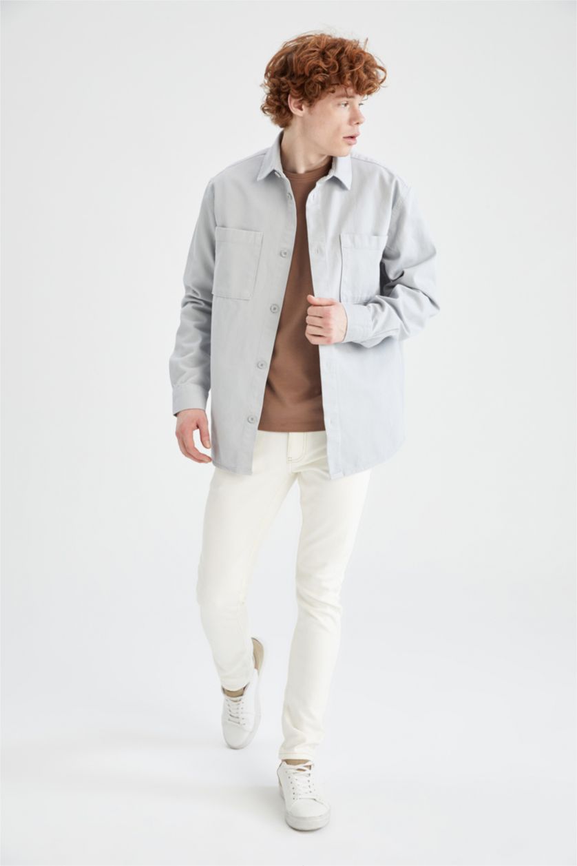 رجال رمادي فاتح قميص ريلاكس فيت بجيب مزدوج طويل الأكمام