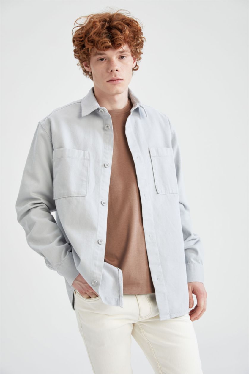 رجال رمادي فاتح قميص ريلاكس فيت بجيب مزدوج طويل الأكمام