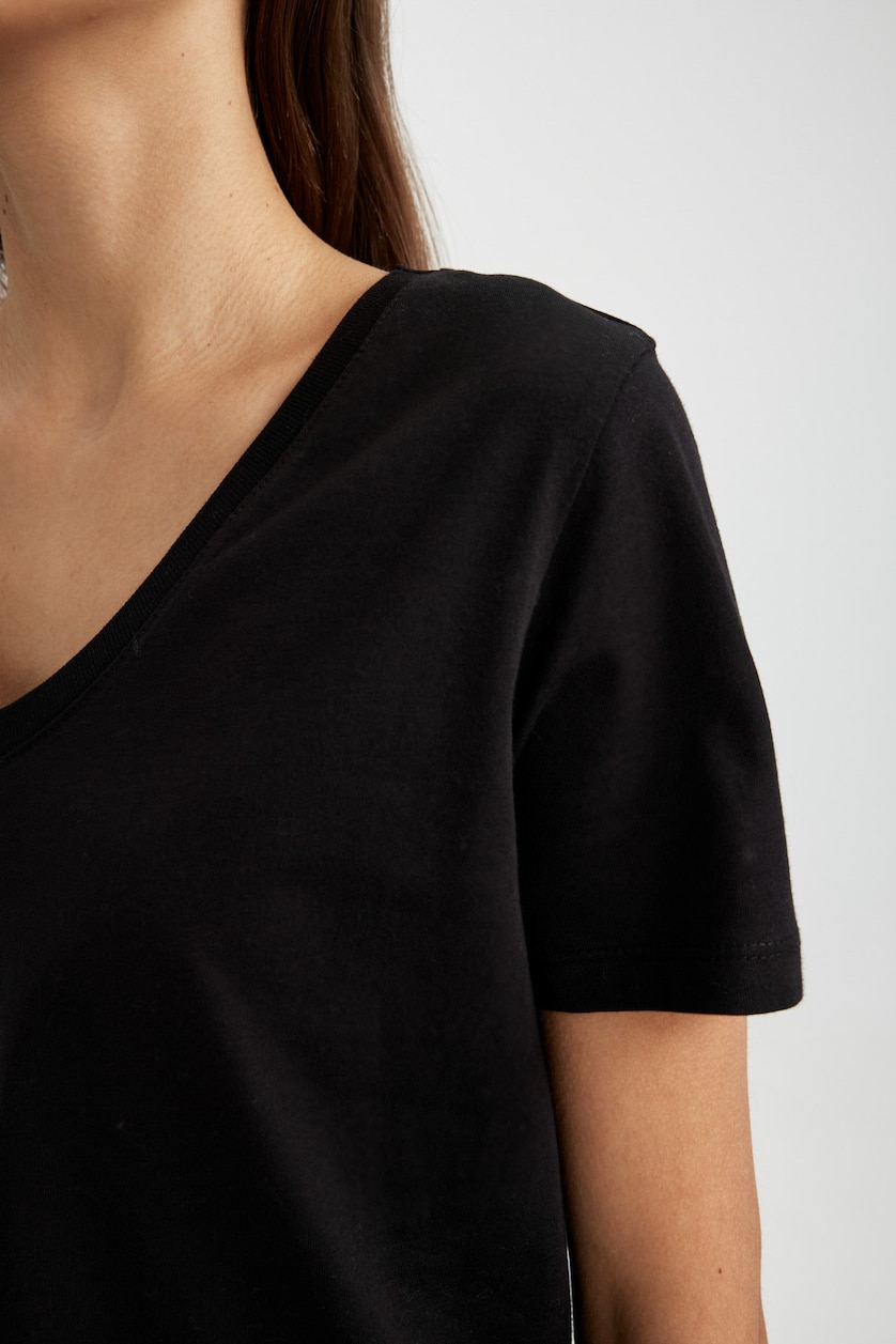 WOMAN Black Regular Fit Short Sleeve T-Shirt