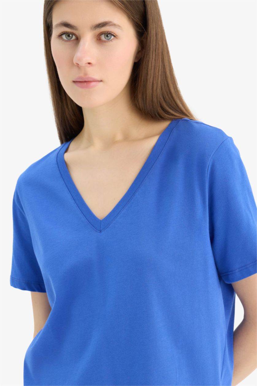 Woman Sax Regular Fit V-Neck Short Sleeve T-Shirt