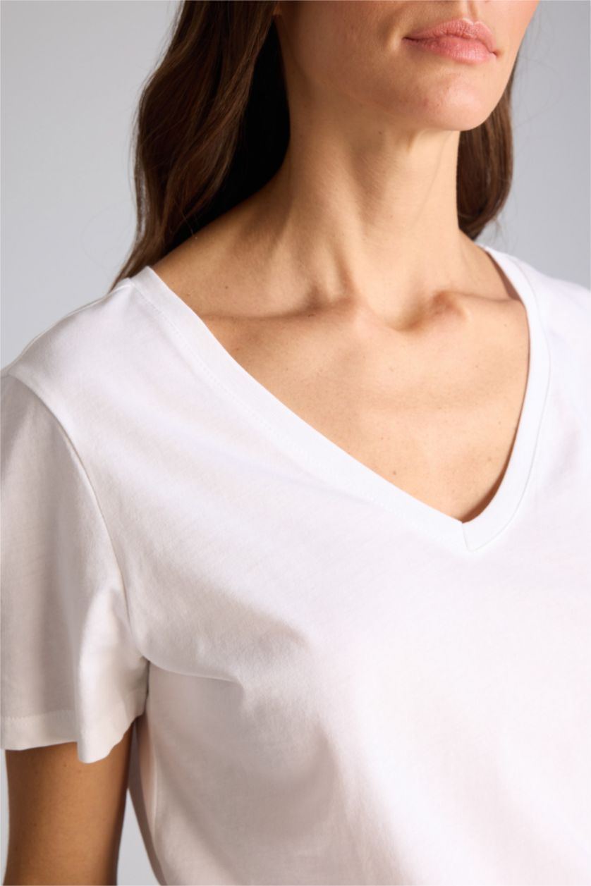 Kadın Beyaz Regular Fıt Basıc Penye Tişört