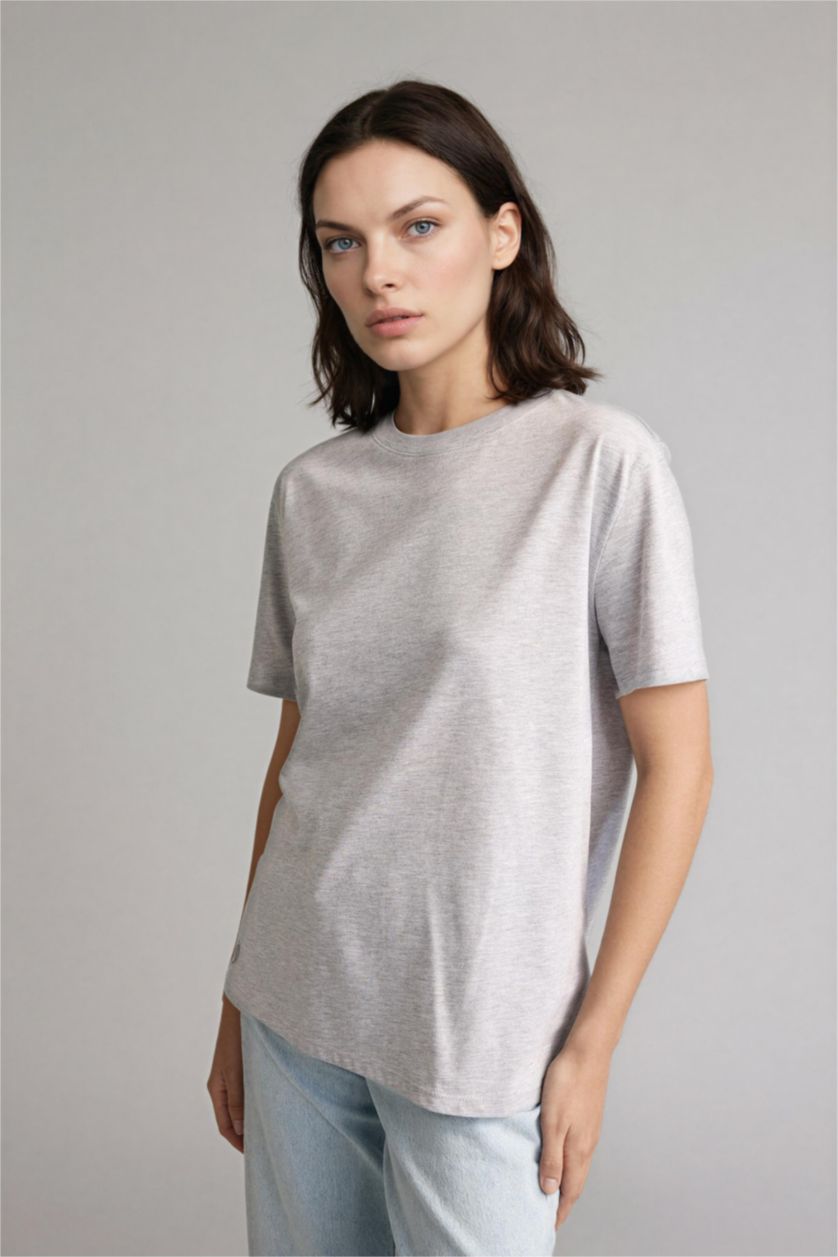 نساء ميلانج رمادي Woman Short Sleeve T-Shirt