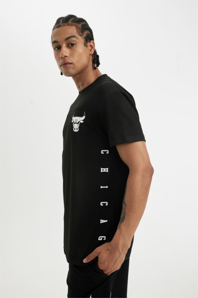 MAN Black DeFactoFit NBA Chicago Bulls Standard Fit Heavy Fabric T-Shirt