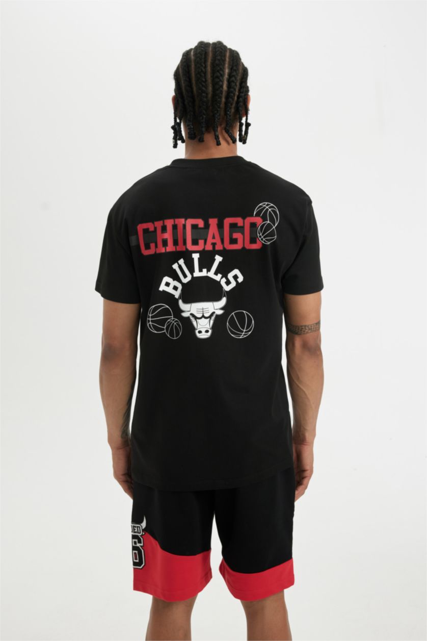 MAN Black DeFactoFit NBA Chicago Bulls Standard Fit Heavy Fabric T-Shirt