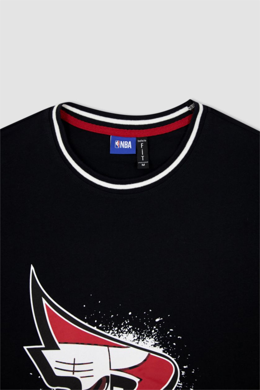 HOMME Noir Defacto Fit NBA Chicago Bulls T-shirt à col ras du cou coupe régulière sous licence