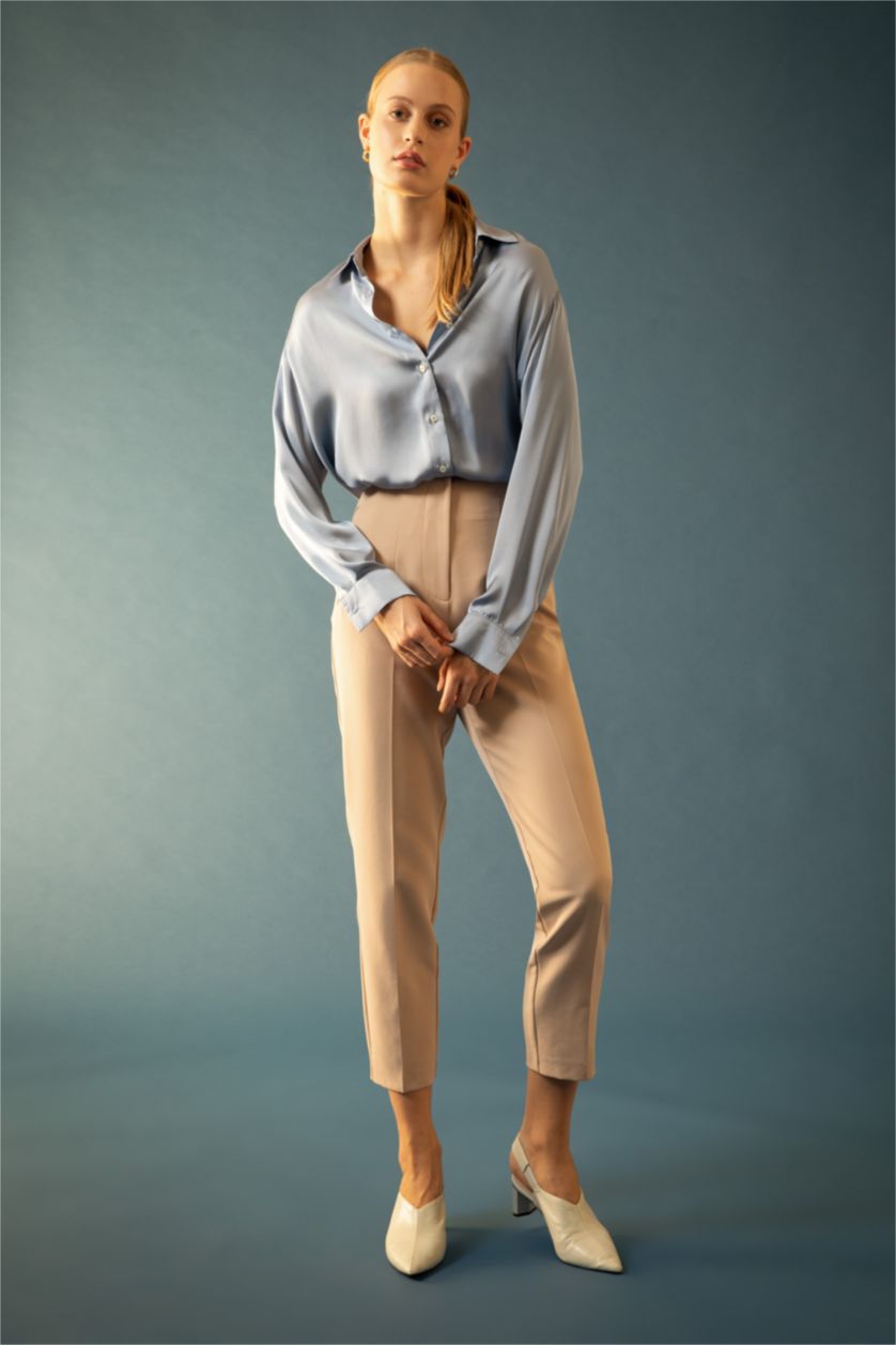 FEMME Beige Pantalon taille haute coupe slim