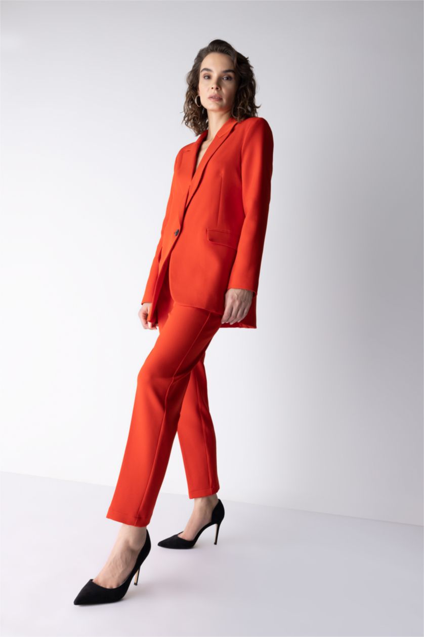 Женщины Красный Брюки приталенного кроя