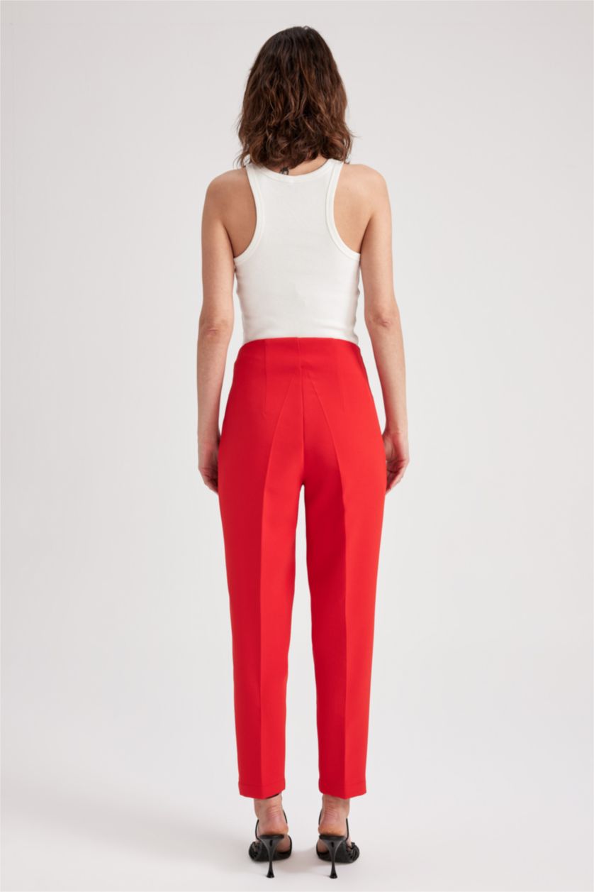 Женщины Красный Брюки приталенного кроя