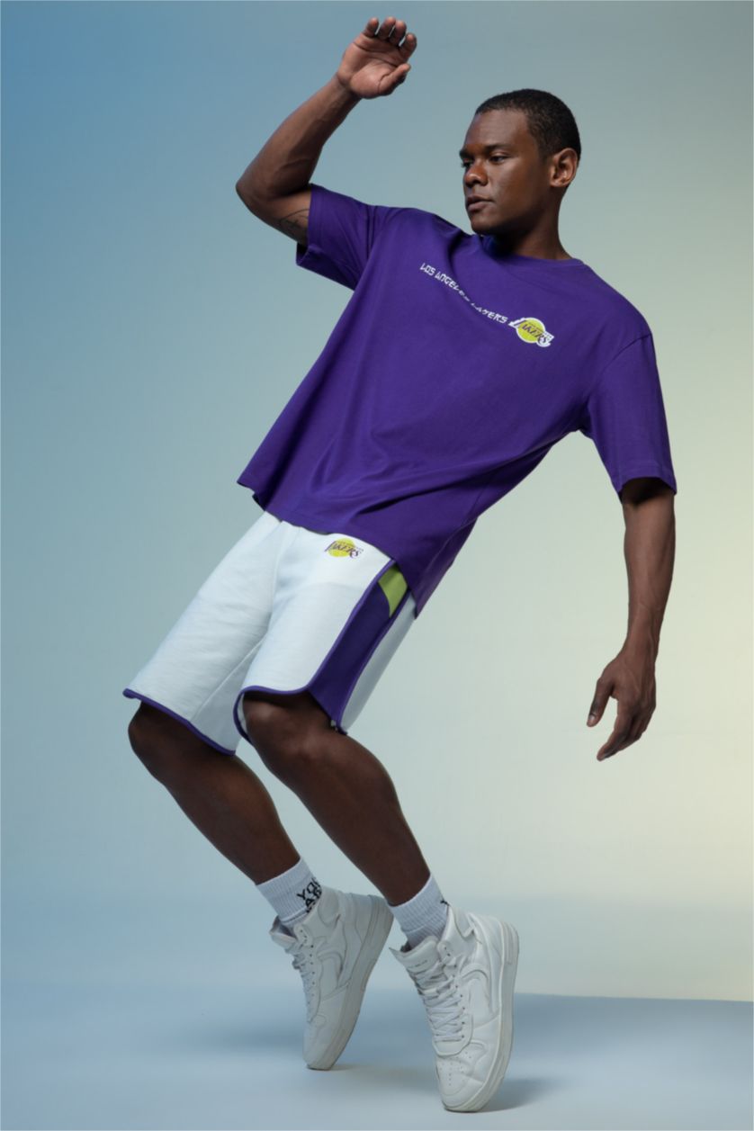 HOMME Violet Defacto Fit NBA Los Angeles Lakers T-shirt à col rond sous licence