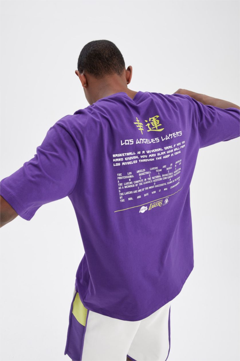 HOMME Violet Defacto Fit NBA Los Angeles Lakers T-shirt à col rond sous licence
