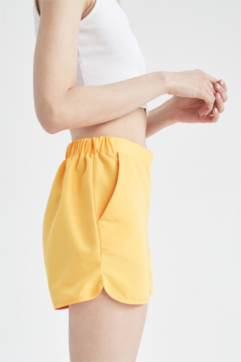 FEMME Jaune Micro short de bain coupe standard Fall In Love