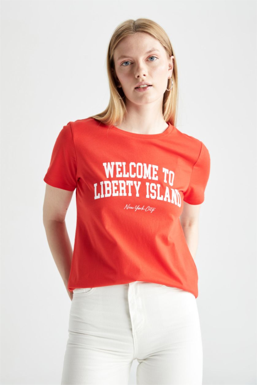 نساء أحمر تي شيرت قطن مطبوع بشعار وقصة عادية