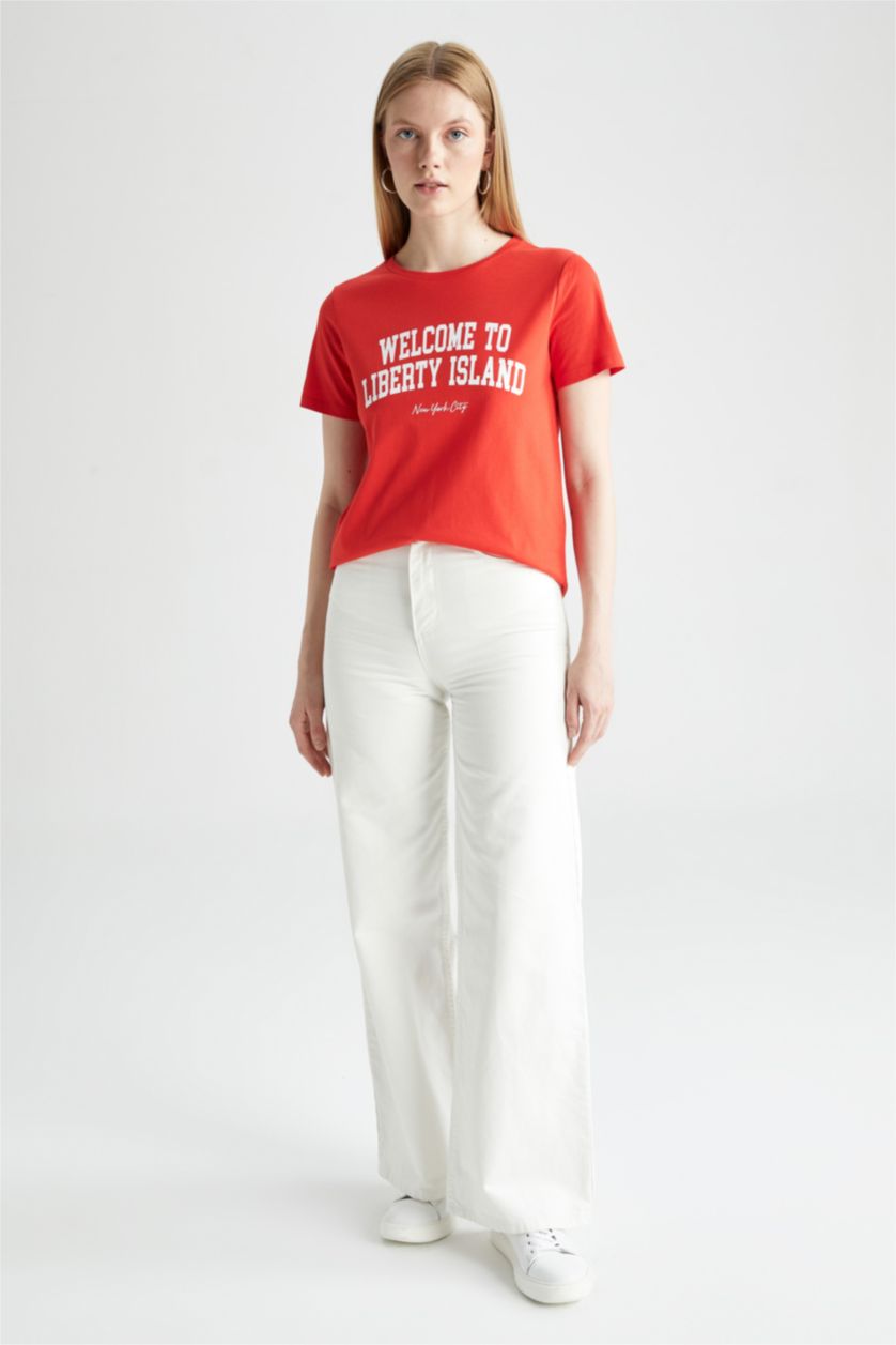 نساء أحمر تي شيرت قطن مطبوع بشعار وقصة عادية