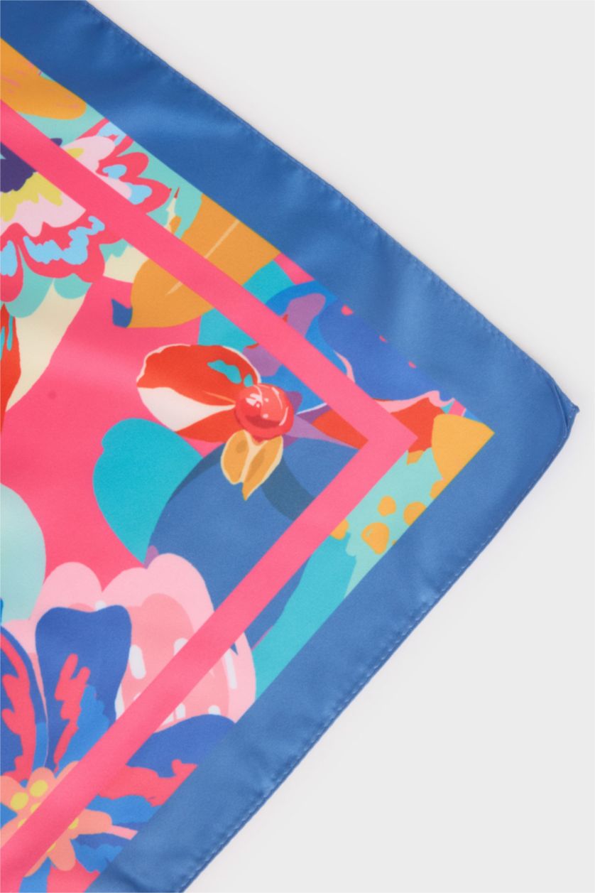 نساء Karma بندانا نسائي فلورال