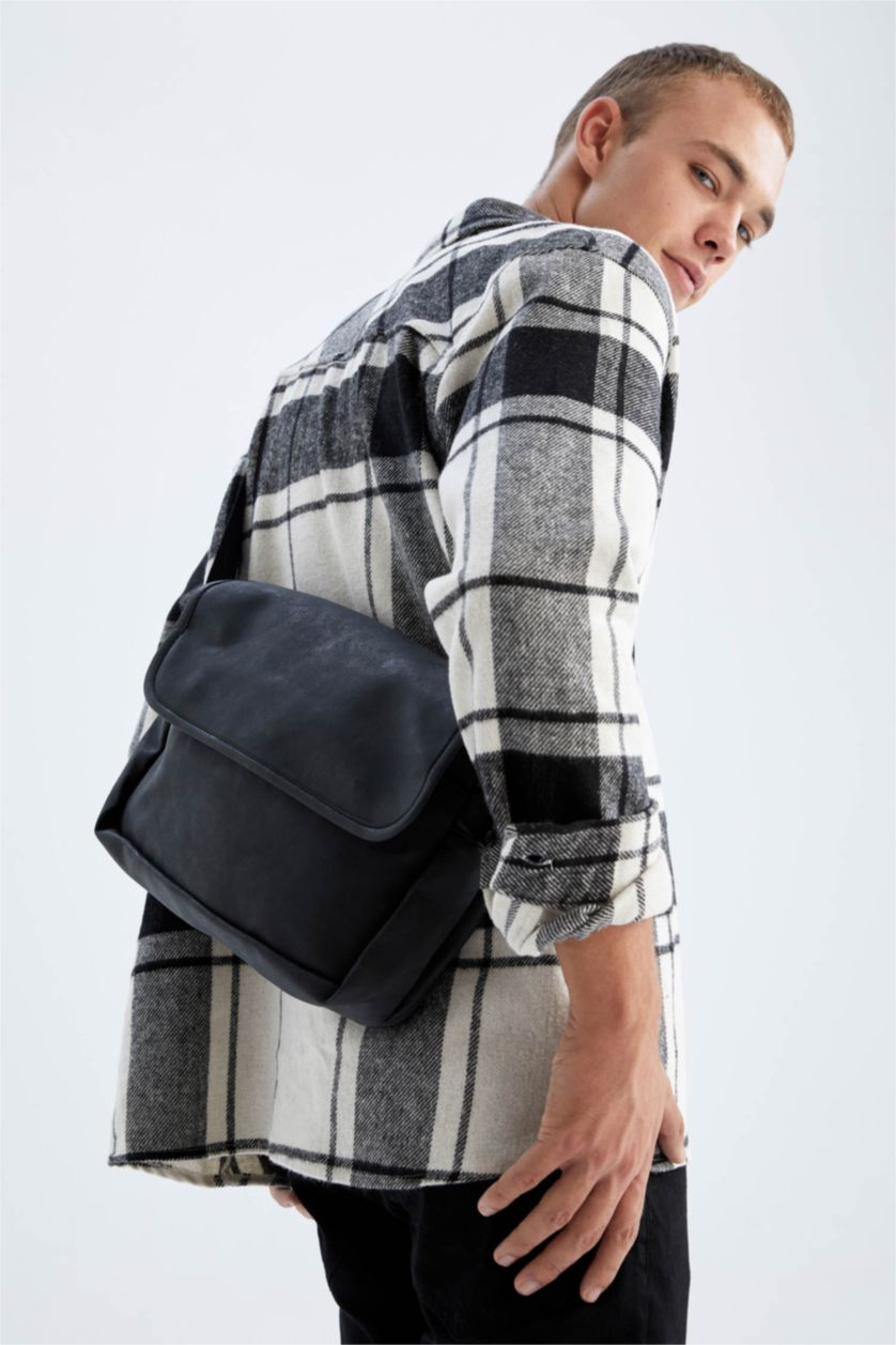 HOMME Noir Grand sac à bandoulière en similicuir pour hommes