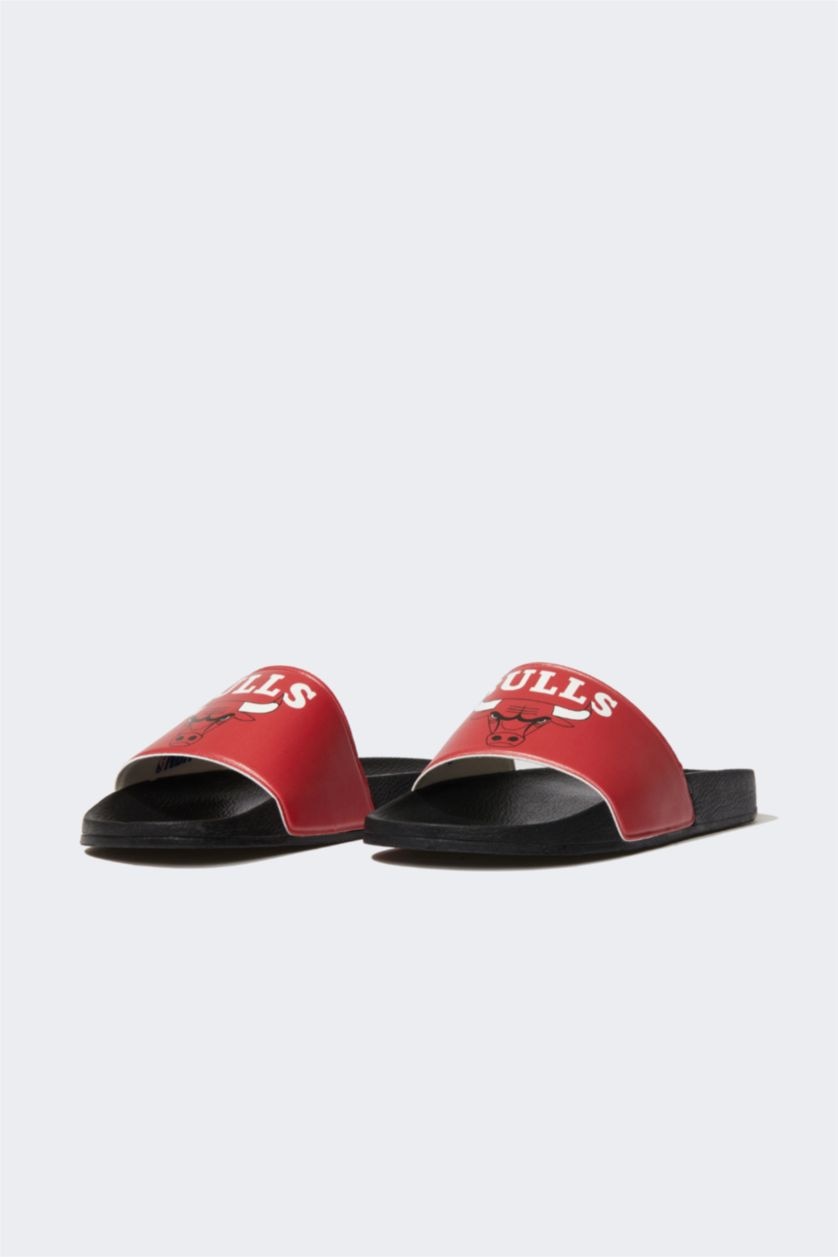 MAN Black Man Chicago Bulls Licensed Flat Sole Slipper