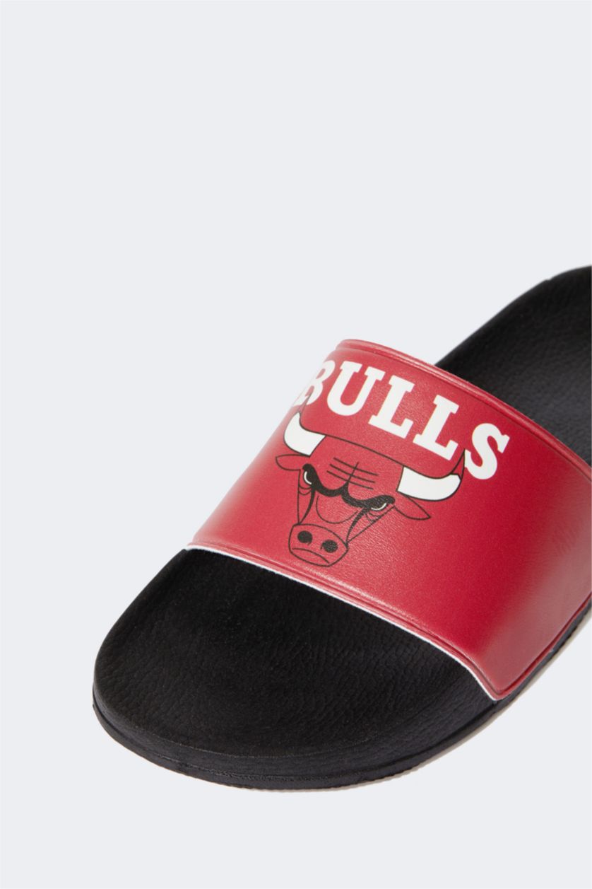 MAN Black Man Chicago Bulls Licensed Flat Sole Slipper