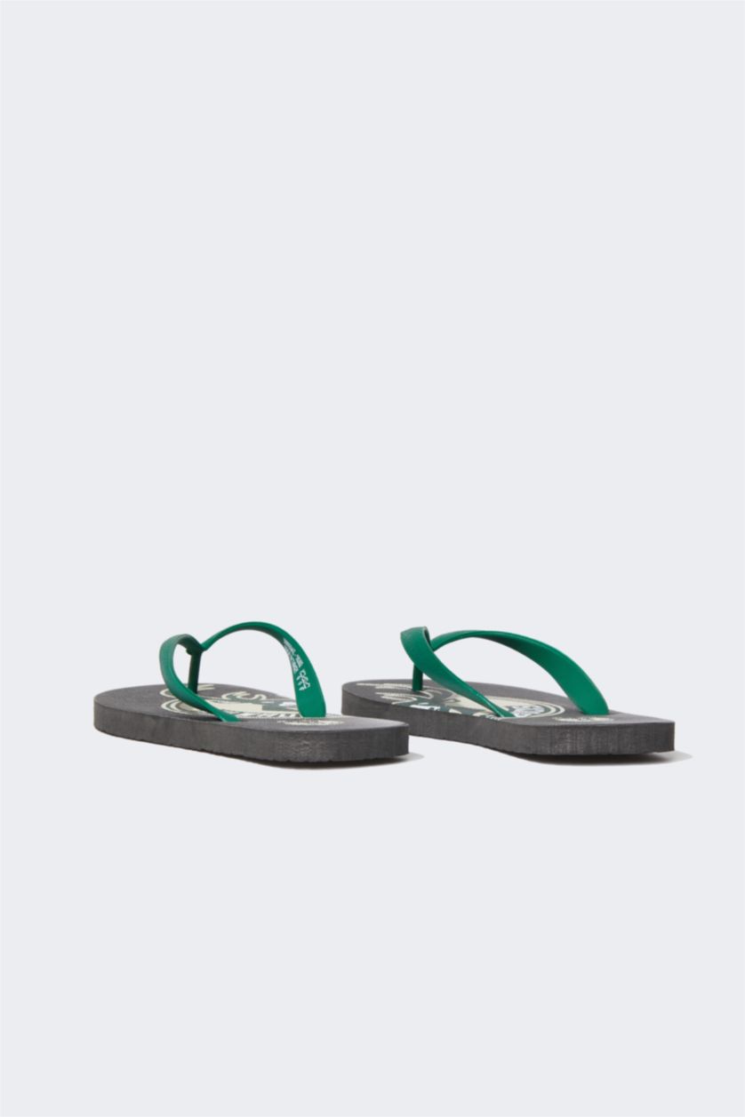 MAN Beige Man NBA Milwaukee Bucks Licensed Flat Sole Flip flops