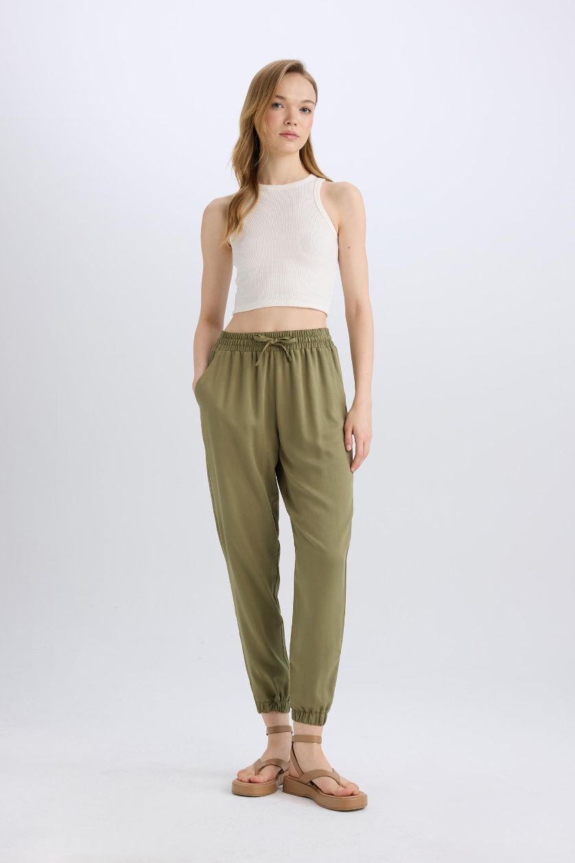 نساء أخضر فاتح بنطرون فيسكوز جوجر فيت بجيب وخصر عادي