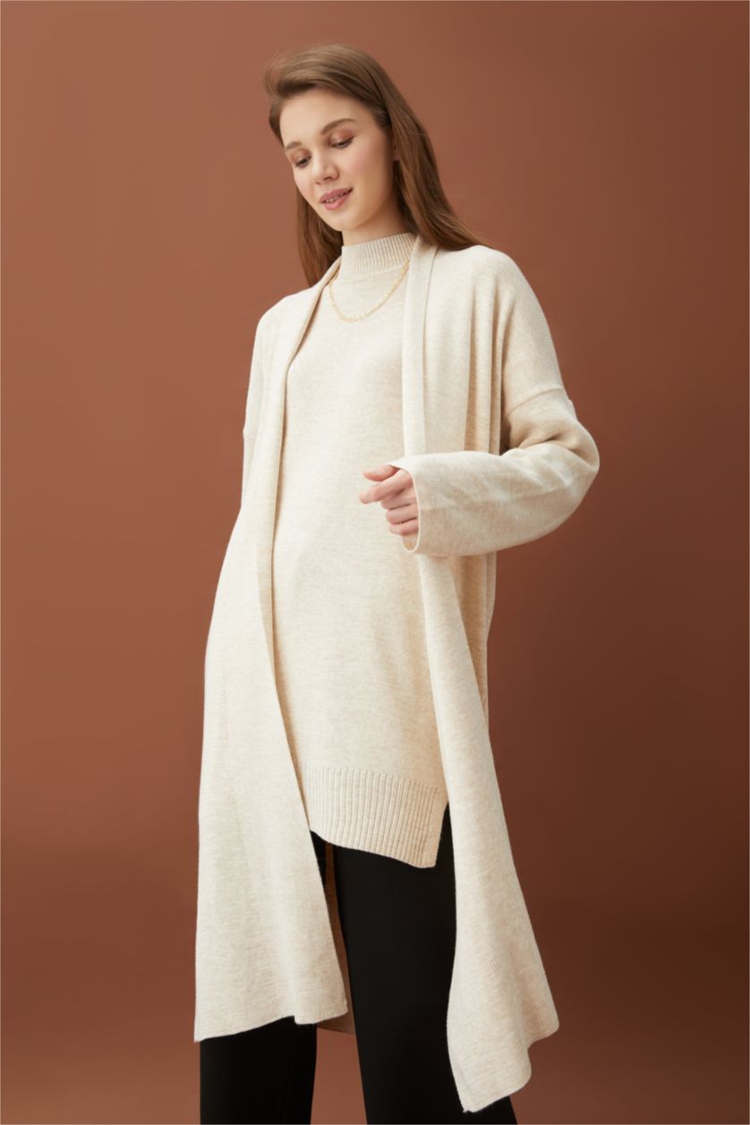 FEMME Beige Cardigan