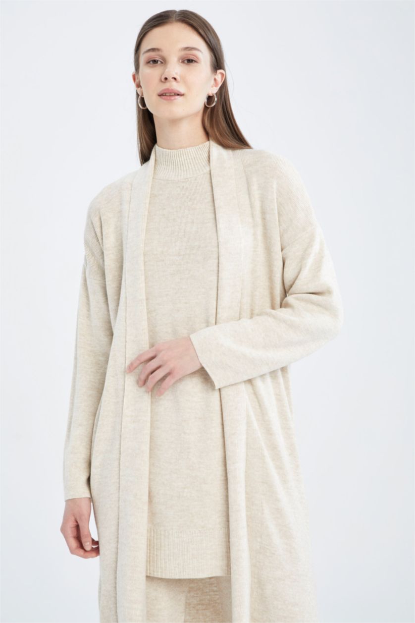 FEMME Beige Cardigan