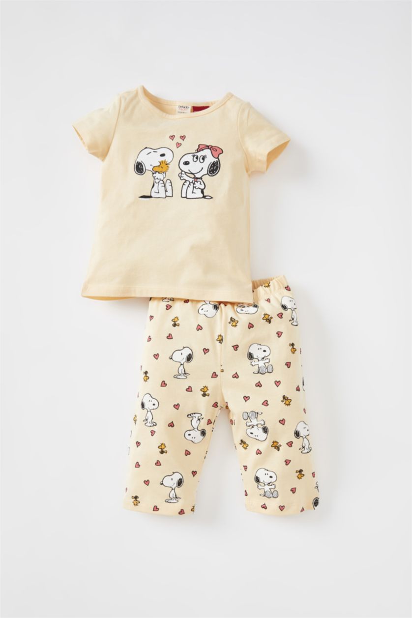 طفلة صغيرة بيج طقم بيجاما قطنية بأكمام قصيرة ومرخصة من Baby Girl Snoopy