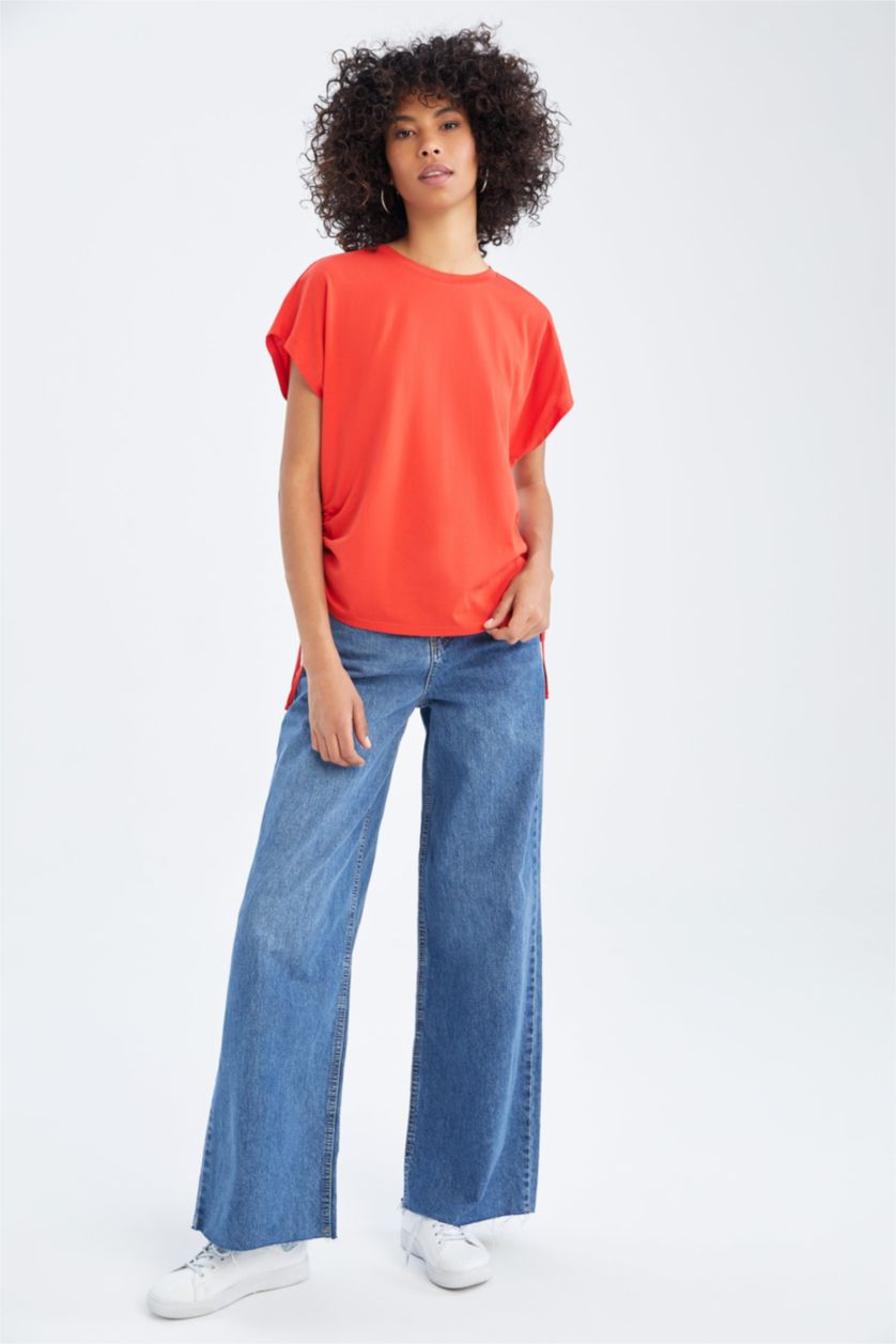 Kadın Kırmızı Regular Fıt Pamuklu Kısa Kollu Tişört