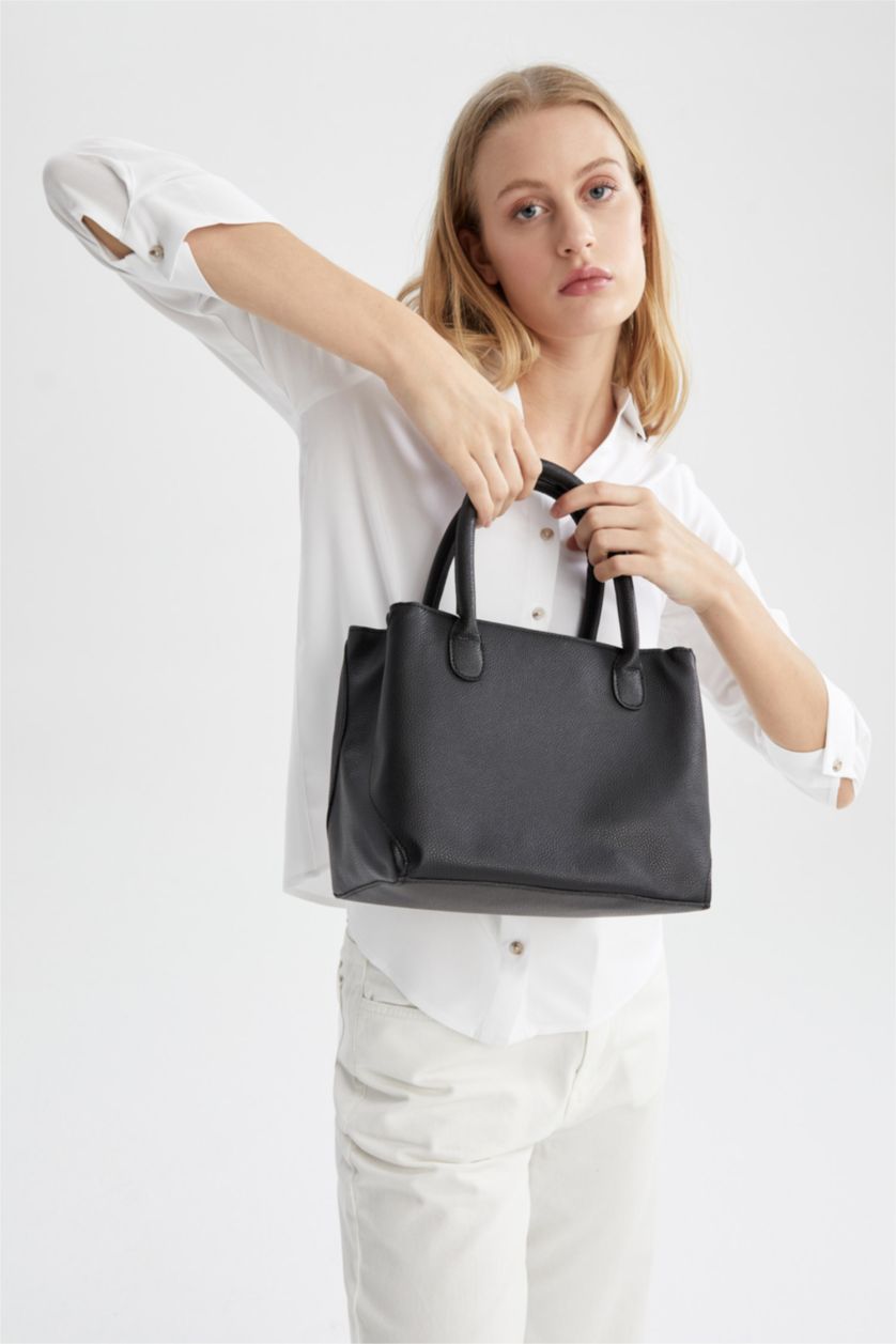 FEMME Noir Faux Leather Shoulder bag