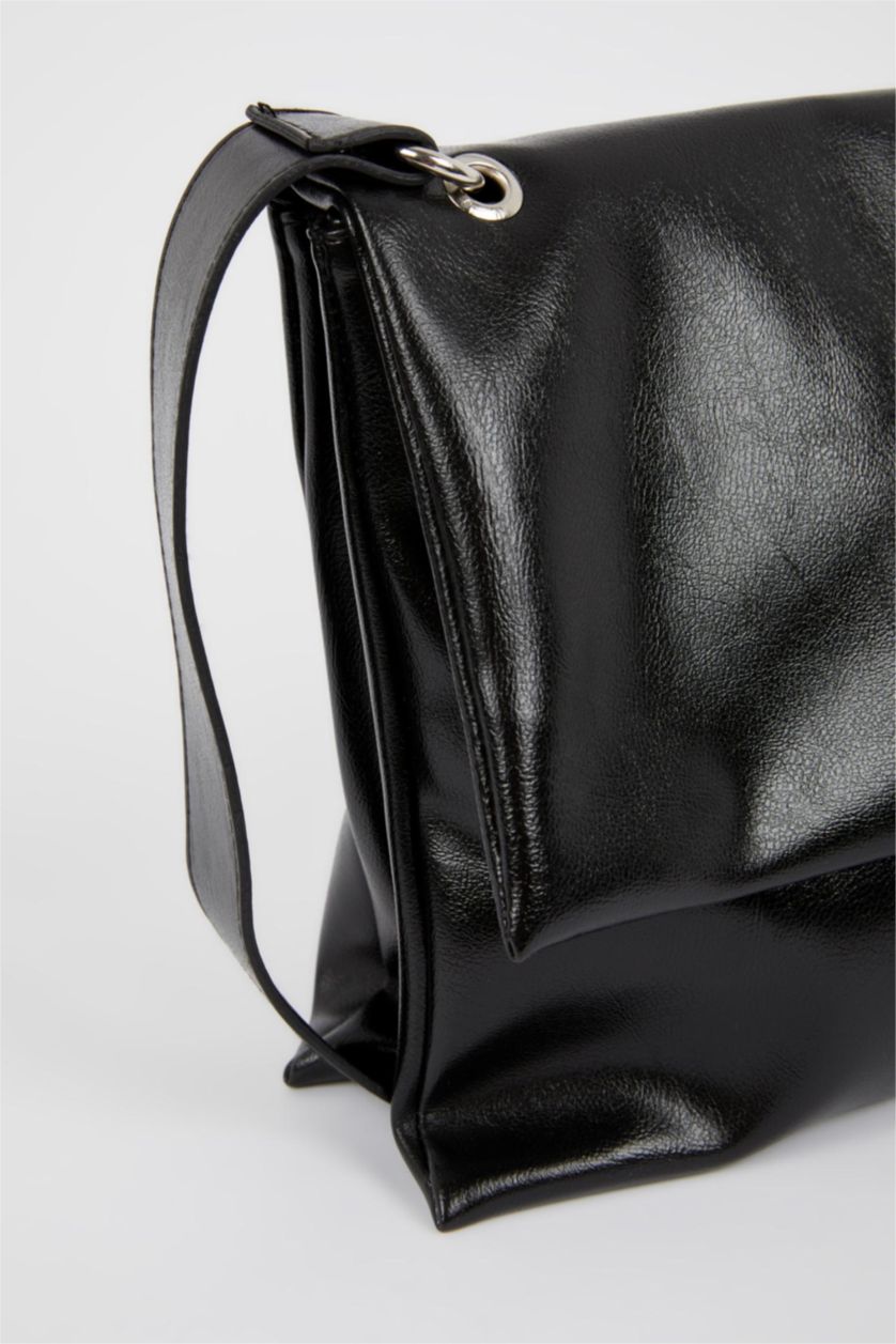 WOMAN Black Women's Large Shoulder Bag