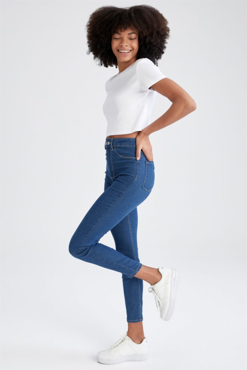 FEMME Bleu Jean taille haute coupe super skinny