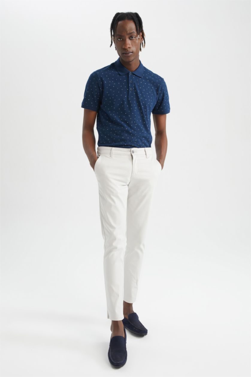 رجال نيلي تيشيرت بأكمام قصيرة ورقبة بولو بقصة عادية