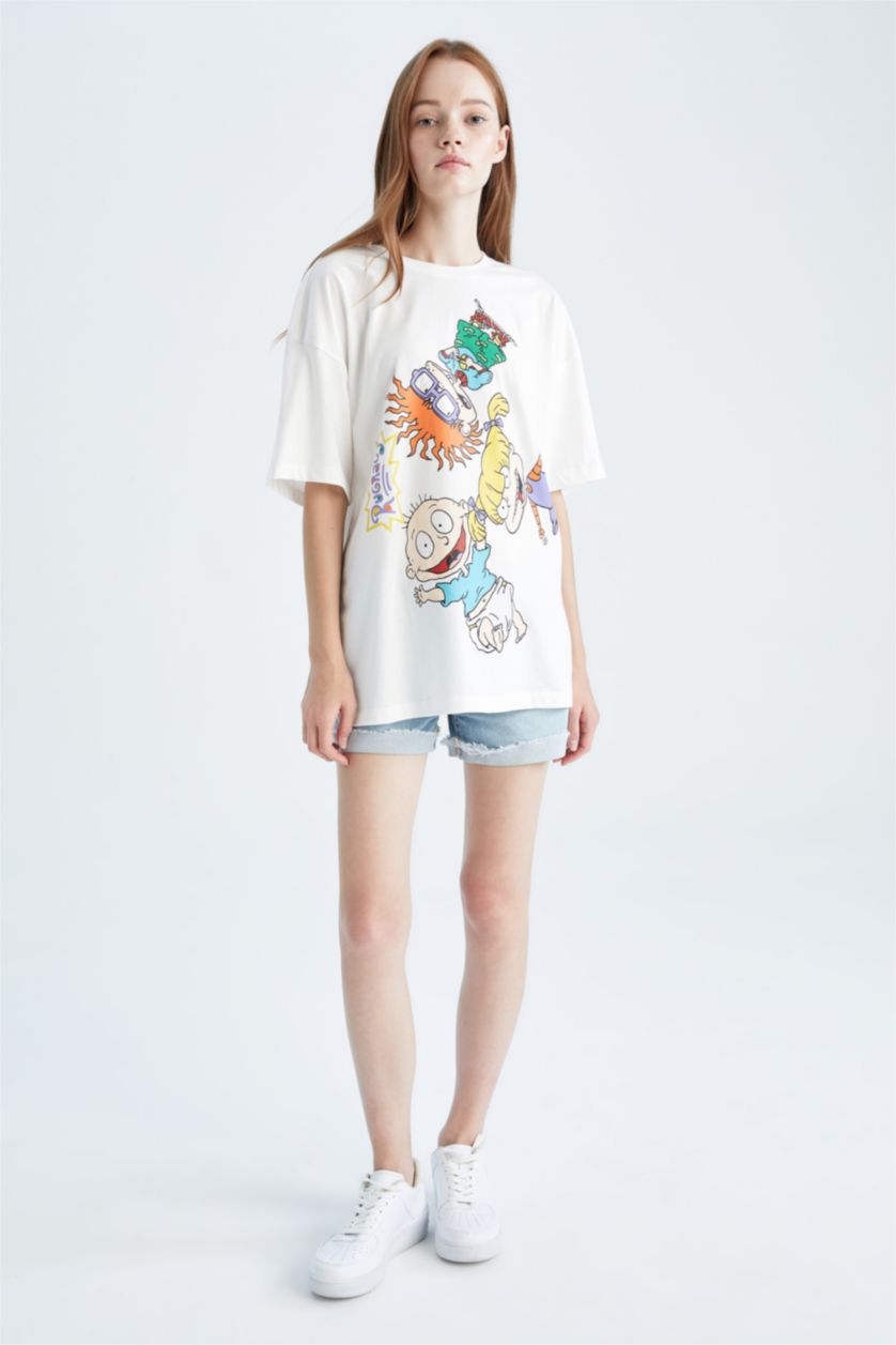 Kadın Kırık Beyaz Oversıze Kısa Kollu Tişört