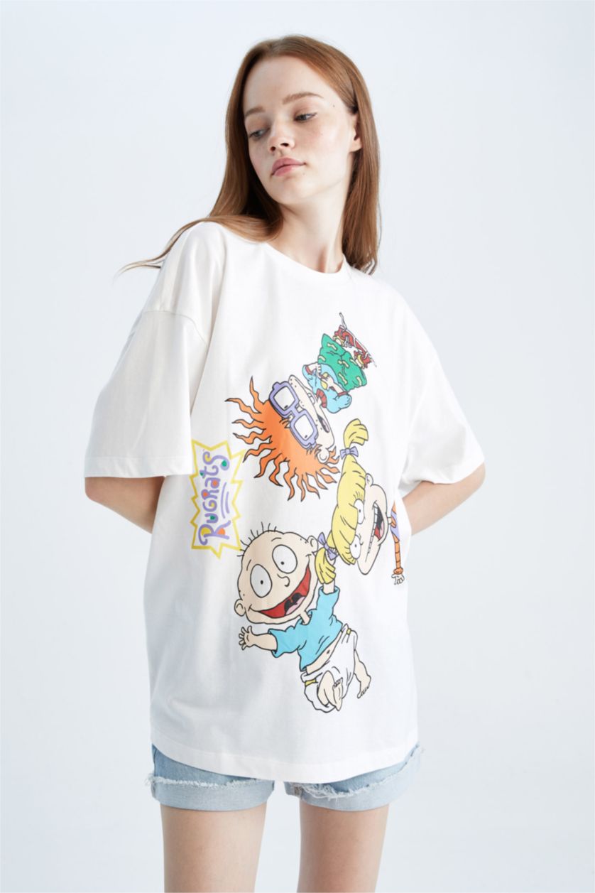 Kadın Kırık Beyaz Oversıze Kısa Kollu Tişört